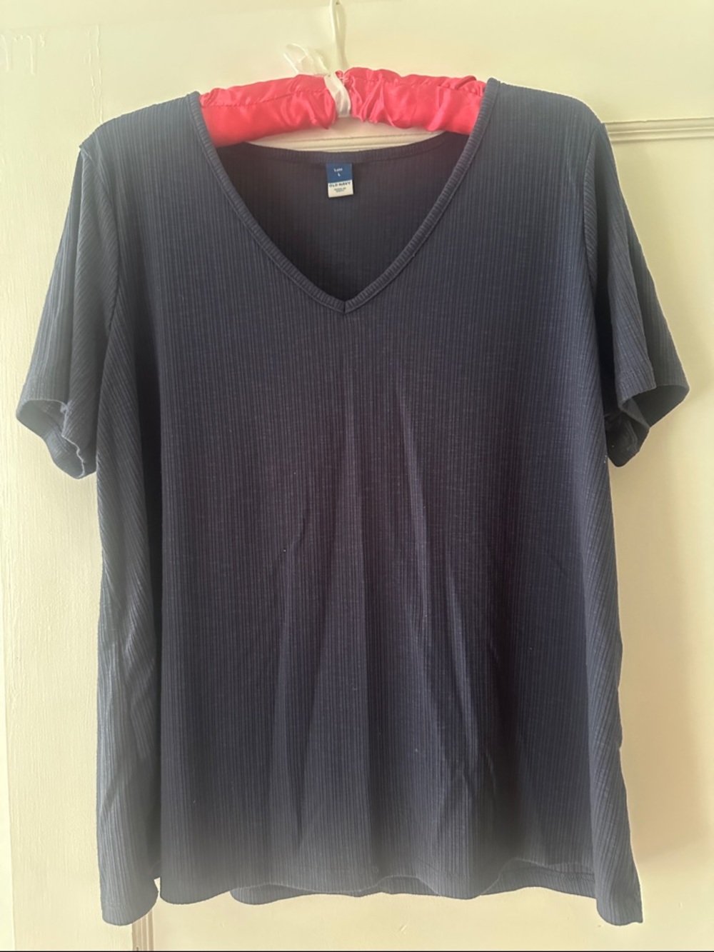 Old Navy Short-Sleeve Crewneck Tee in Taupe